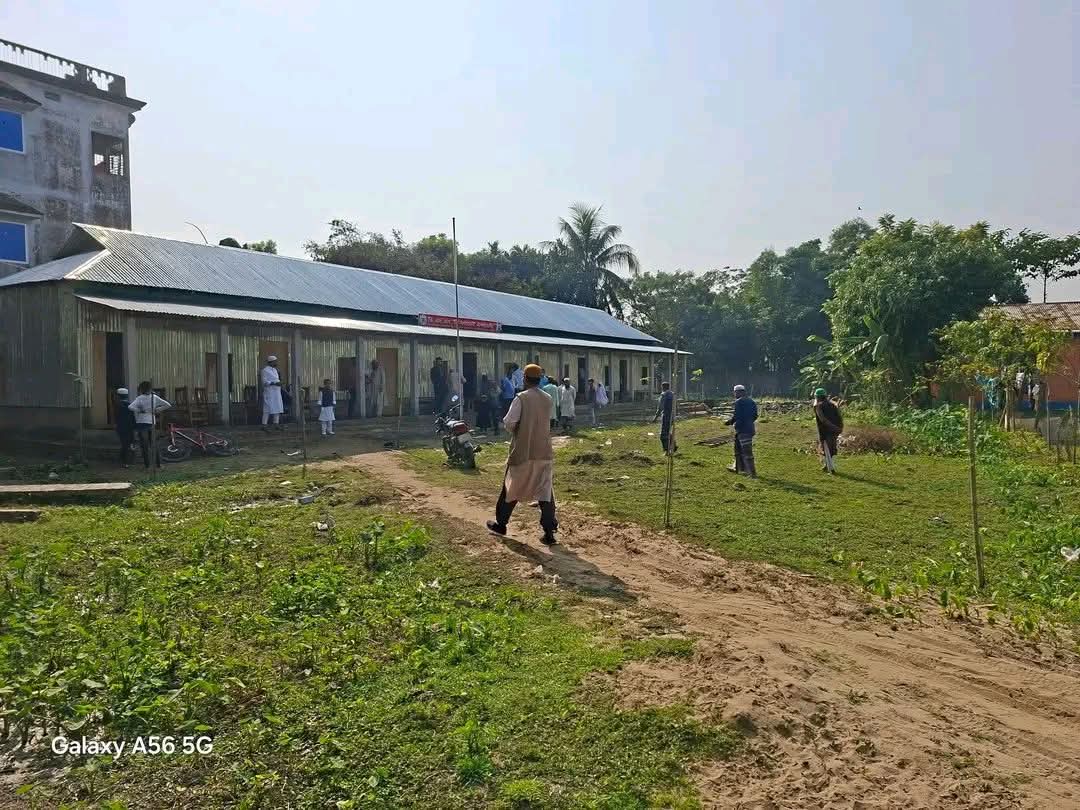 মাদানি মহল্লায় ডি এস এস প্রি ক্যাডেট একাডেমির নিজস্ব ক্যাম্পাসে যাত্রা শুরু