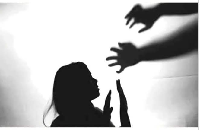 তাহিরপুরে ৮ বছরের শিশুকে পালাক্রমে ধর্ষণ